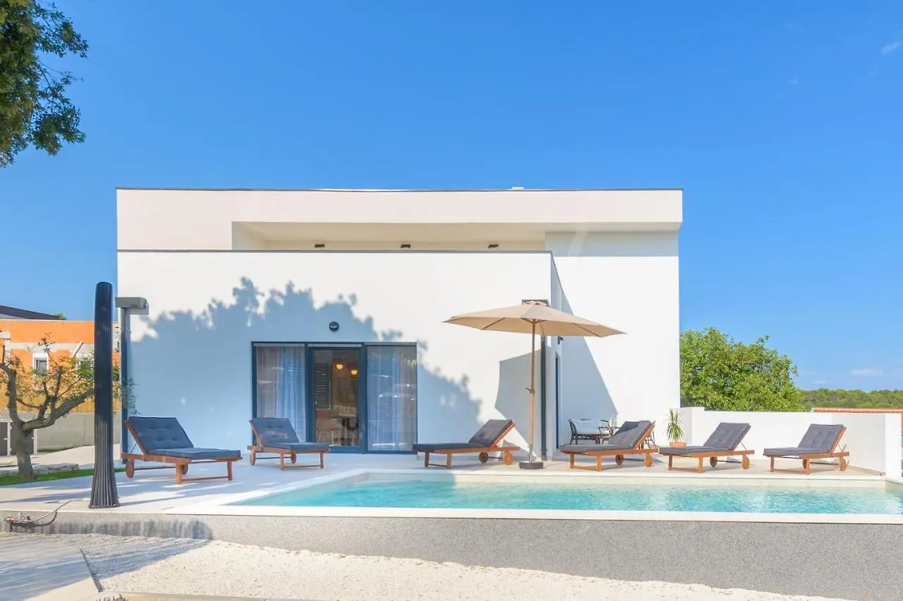 Vila Hana Πούλα 0*,  Κροατία