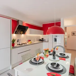 Anna Apartment