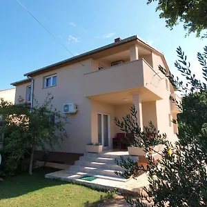 Appartamento Jere 719, Pola